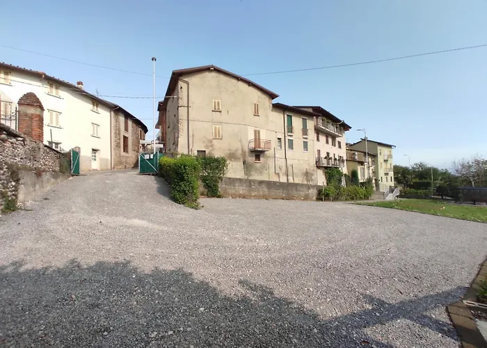 Le Vigne Sull\'Adda
